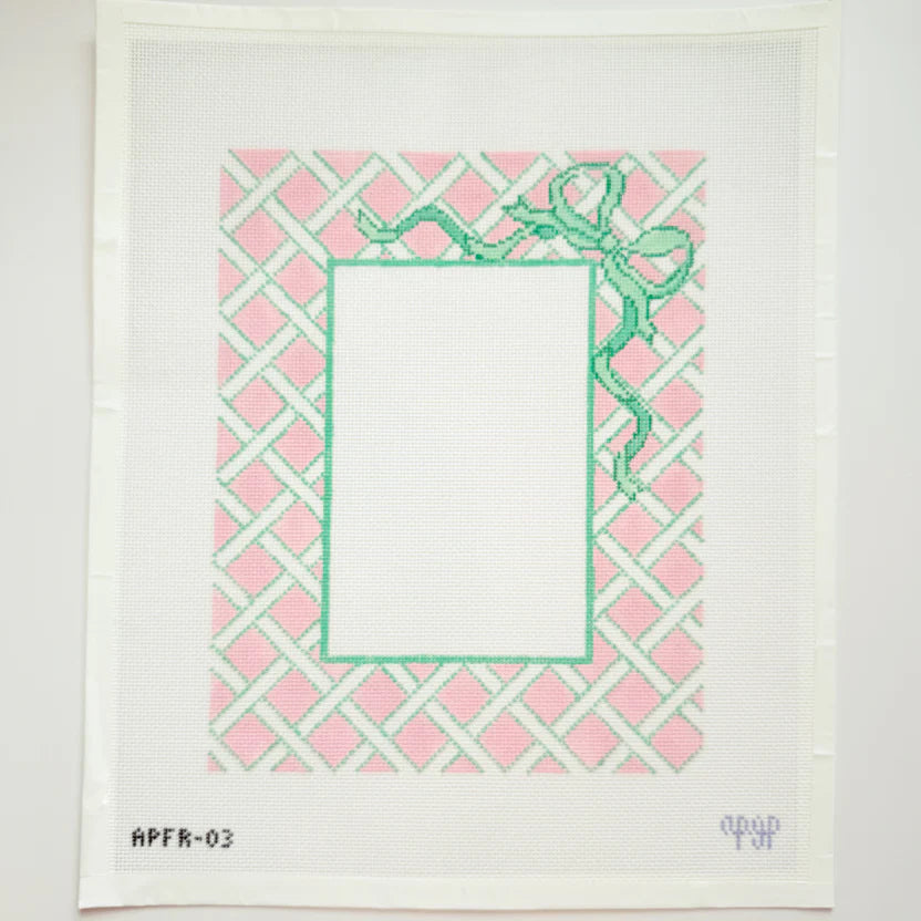 PREORDER: APFR03 - Pink Lattice Frame with bow