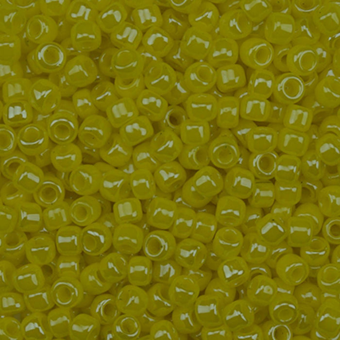 Sundance Beads - Pearl Yellow